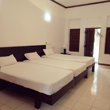 Welcombe Hotel تريكونامالاي المظهر الخارجي الصورة