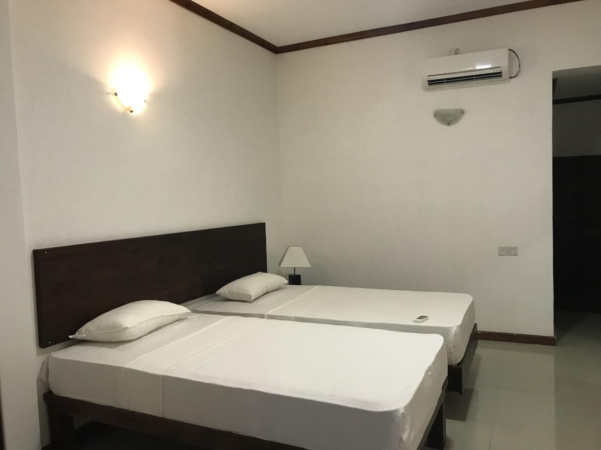 Welcombe Hotel تريكونامالاي المظهر الخارجي الصورة