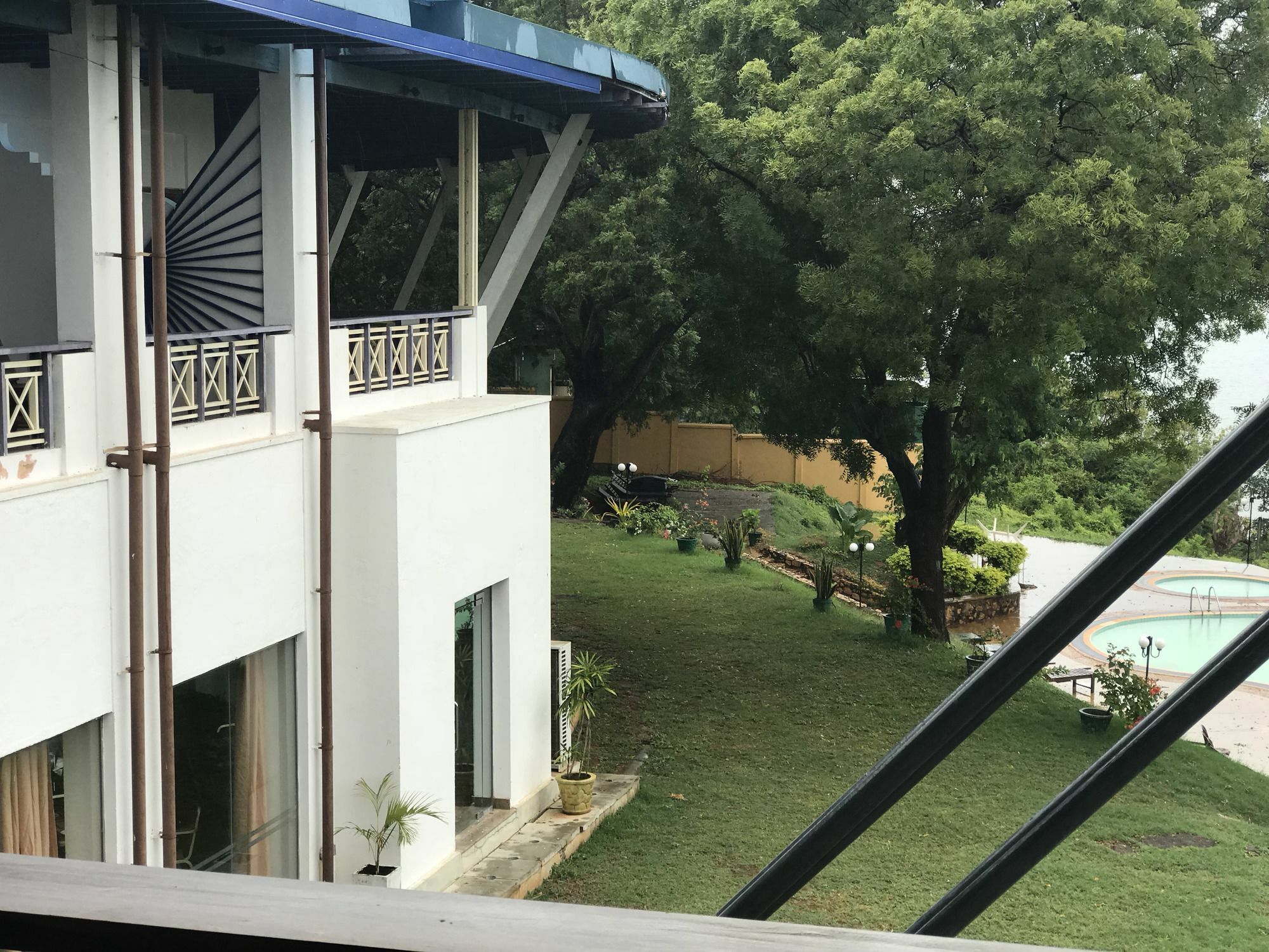 Welcombe Hotel تريكونامالاي المظهر الخارجي الصورة